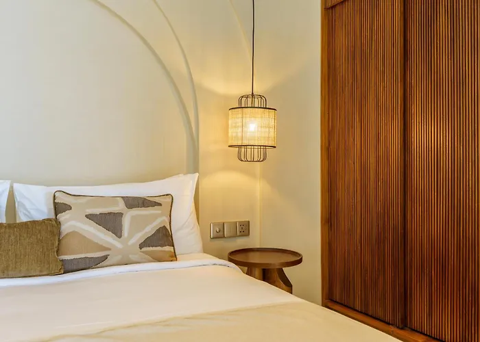 Iconic Arch 6br Beach-club Pool Canggu (Bali)