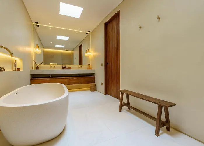 Iconic Arch 6br Beach-club Pool Villa