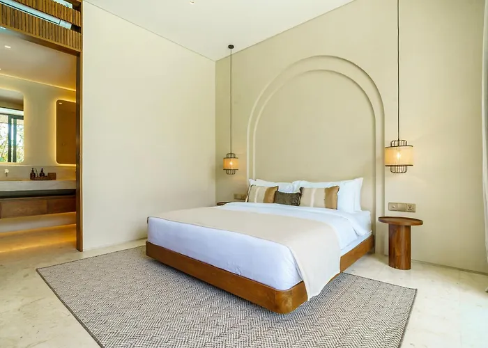 Iconic Arch 6br Beach-club Pool Villa Canggu
