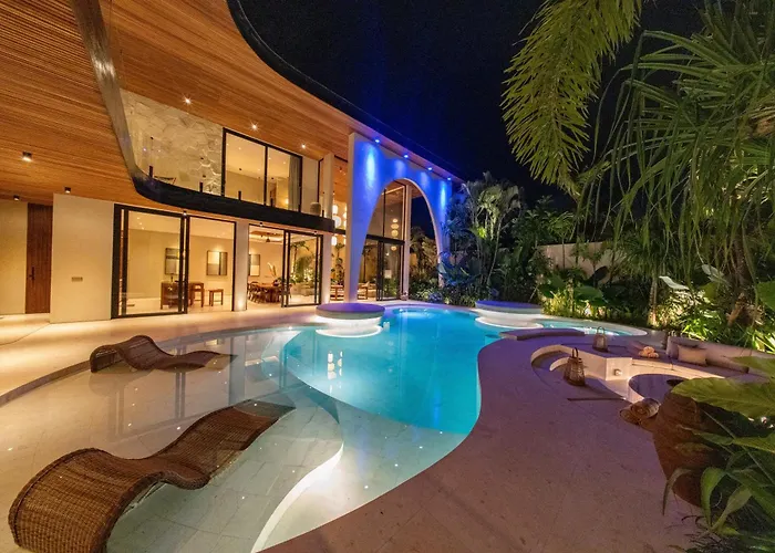 Villa Iconic Arch 6br Beach-club Pool