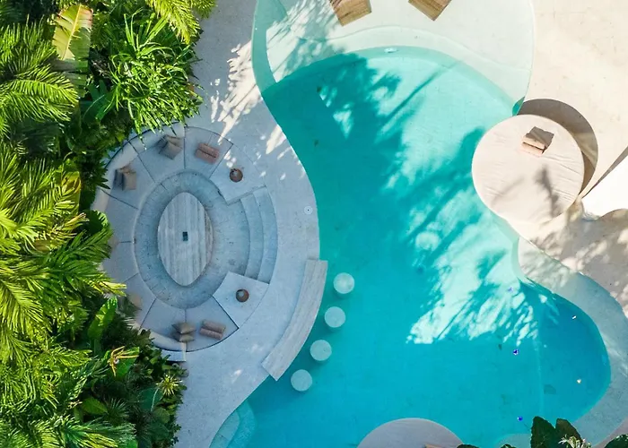 Iconic Arch 6br Beach-club Pool