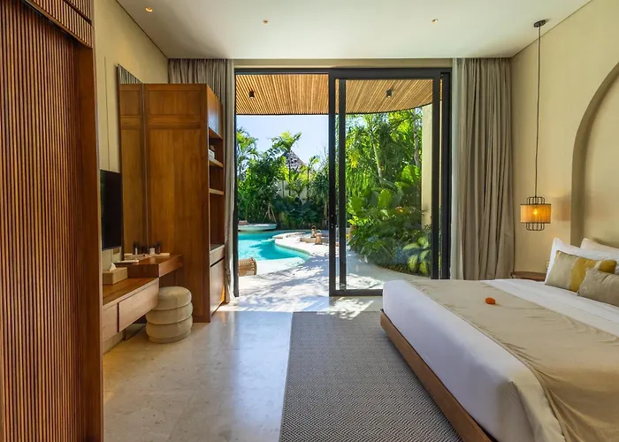 Iconic Arch 6br Beach-club Pool Canggu (Bali)